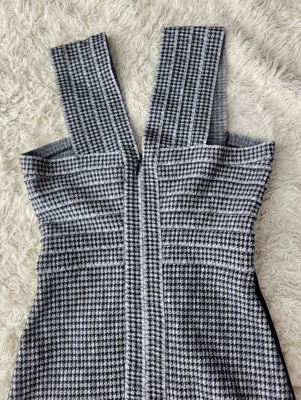 Herve Leger Jette Bandage Mini Dress Houndstooth Bodycon Black Gray Small - Picture 6 of 10
